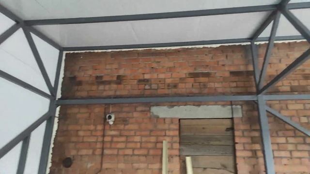 Гараж из сэндвич-панелей 7х7х3 двое ворот с примыканием к существующей стене