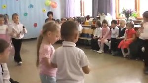 "Под русскую народную" Танец с ложками и платочками. Смотрите до конца!