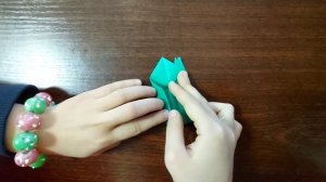 How to make a frog with paper.Как сделать прыгающую лягушку из бумаги.Оригами лягушка.