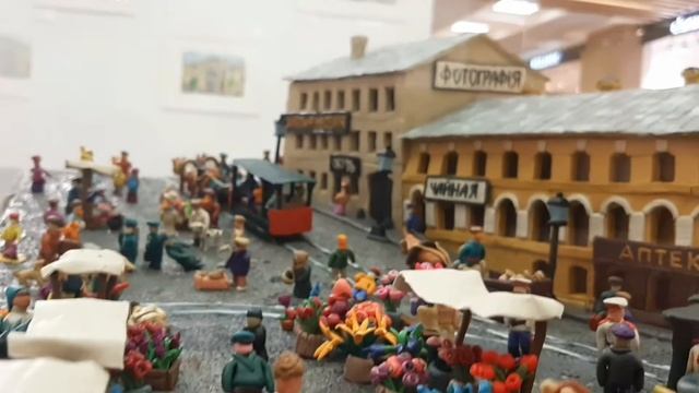 Прогулка по Москве. Галерея Неглинная. Выставка. Макет из пластилина. Алексей Микулин смотреть онлайн