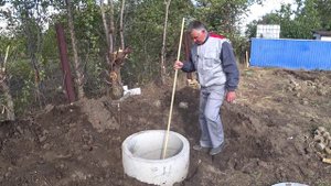 47. Обратная отсыпка грунтом канализационного трубопровода. Лоток 45 градусов