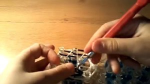 Футбольный мяч из резинок Rainbow loom.