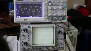 Осциллограф С1-93, проверка работоспособности на частоте 15 МГц.