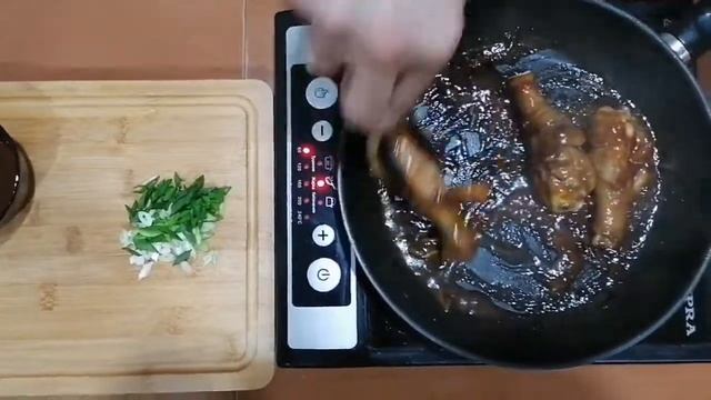 Вкусный Ужин. Куриная голень в фирменном соусе смотреть онлайн