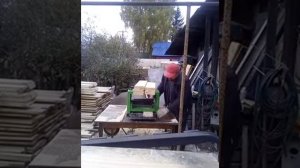 Рубанок рейсмус Калибр 2000/330/160 первый опыт использования на сосновом пиломатериале.