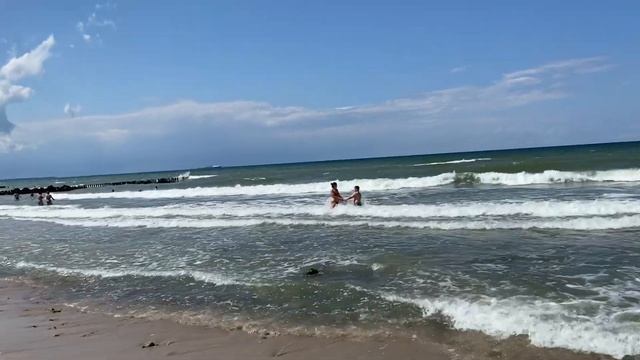 Пляж Зеленоградск.  Балтийское море 2022