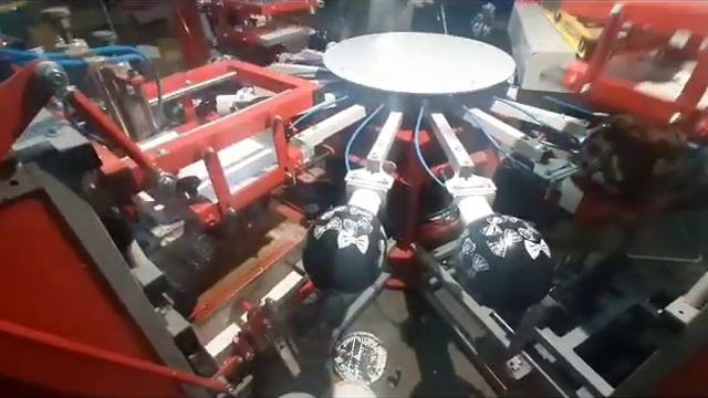 Станок для печати на воздушных шарах. Варианты печати: 5 сторон 1 цвет, 1 сторона 2 цвета смотреть онлайн