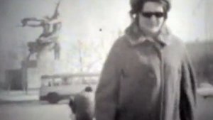 Архивное видео Москва 1967, ВДНХ, Северный вход и статуя Мухиной