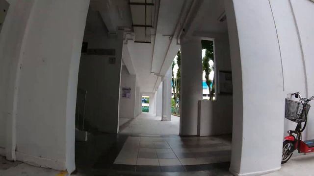 Знакомство с Сингапуром на Велосипеде. Уникальная Поездка по Круизному Лайнеру на Велосипеде смотреть онлайн