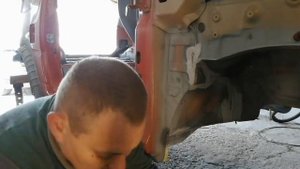 как правильно обработать дно автомобиля, латку, коррозию