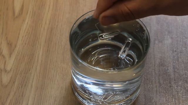 Нетонущая скрепка . Плавающая скрепка