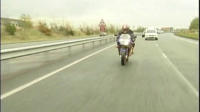 2000 Suzuki GSXR 600 Review смотреть онлайн