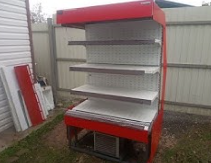 Разбор холодильника-витрины из магазина. Сколько удалось заработать