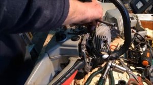 Нет холостого хода-Бензо Пила "ОПТИМА 16/2200!Оптимальный осмотр.!)