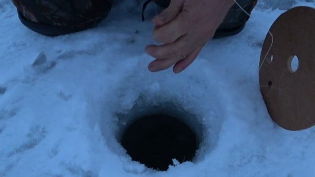 Зимняя рыбалка - Два дня на льду - Ловля щуки на жерлицы смотреть онлайн