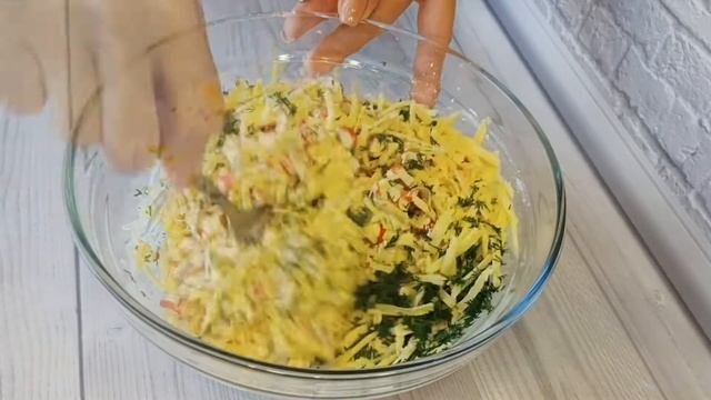 Оладьи из крабовых палочек с сыром