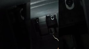 фольксваген после замены тормозных накладок пропал ручник