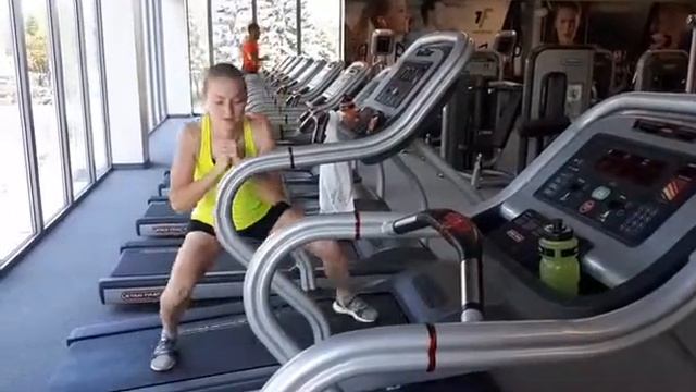 Ćwiczenia na bieżni 2 смотреть онлайн