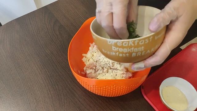 КОТЛЕТЫ из рубленой курицы. Сочные, вкусные и очень нежные смотреть онлайн