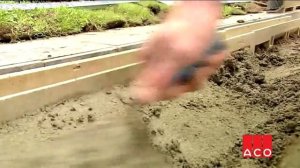 Монтаж системы водоотвода возле террасы