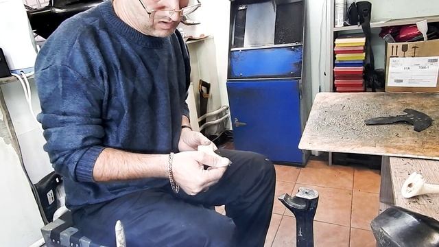 Капитальный ремонт Лабутенов от мастерской "TACKS" смотреть онлайн