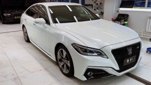 Toyota Crown (S220) - GWS224 / 3500 cc / 359 hp / Rear-Wheel Drive
