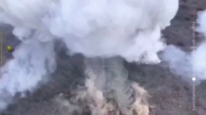 Наши бойцы решили скинуть бомбочку на гору вражеских мин и результат вышел просто огненный.