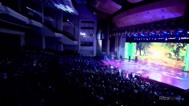 Bobomurod Hamdamov - Kim ekan | Бобомурод Хамдамов - Ким экан (VIDEO) смотреть онлайн