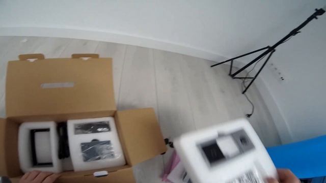 Co jest w środku zestawu wideodomofonowego HIKVISION PoE Szybka prezentacja смотреть онлайн