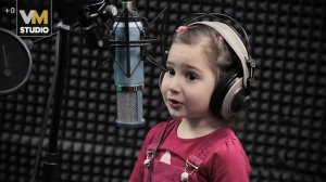 Кошка Катя, исполняет Олеся Зиналова-Зарицкая