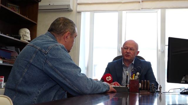 РУКОВОДИТЕЛЬ «МЕДТЕХНИКИ» ВЫПИСАЛ ПРЕМИИ И ОТПРАВИЛСЯ В СИЗО