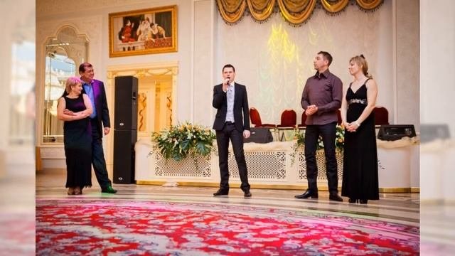 Владимир Меркушев: стильный ведущий в Москве