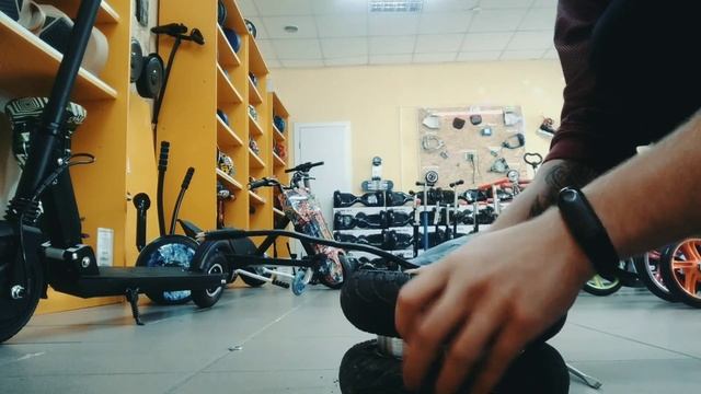 Ремонт Электросамоката kugoo s3 замена резины на мотор колесе как снять резину. смотреть онлайн