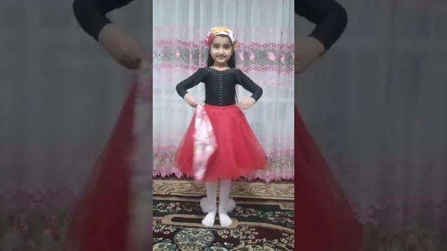 Олмалик шахар Баркамол Авлод болалар мактаби Миллий ракс тугараги укувчиларининг онлайн ракслари смотреть онлайн