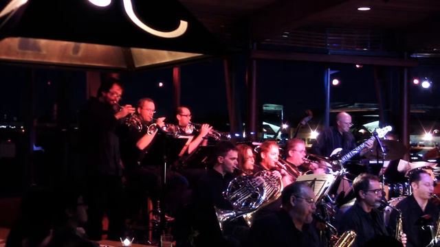 Bruce Lofgren Jazz Orchestra at Typhoon Restaurant смотреть онлайн