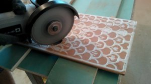 Как сделать и расширить отверстие в плитке / How to widen the opening in the tile