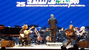 Дмитрий Илларионов, братья Смирновы и Симфонический оркестр имени С.Т.Рихтера на Мире гитары 26 мая.