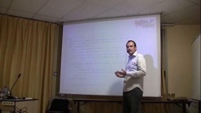 Un plongeon dans les frameworks d'intégration Java: Apache Camel et Spring Integration смотреть онлайн