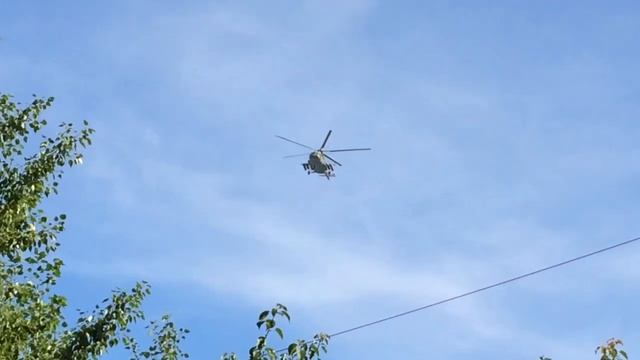 06.08.2018 военные вертолёты в небе над Екатеринбургом смотреть онлайн