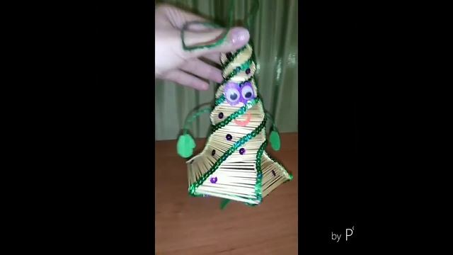 Ёлочная игрушка из соломки смотреть онлайн