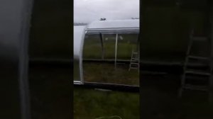 Первый раз и удачно наши ребята установили теплицу Тюльпан Антишторм. Интересный опыт