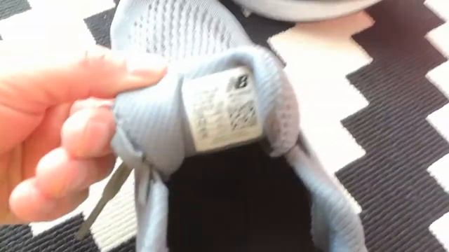 NEW BALANCE - ОБЗОР - СРАВНЕНИЕ С NIKE и ASICS - ПЕРВЫЕ ВПЕЧАТЛЕНИЯ смотреть онлайн