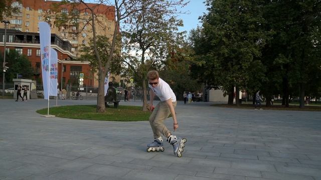 Лучшее торможение на роликах — Т-стоп | Школа роликов RollerLine Роллерлайн в Москве