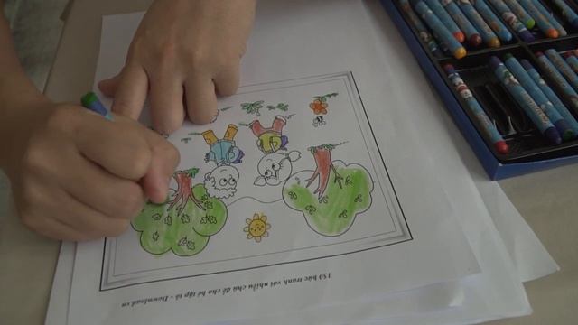 Instructions for coloring pictures of 2 school children using crayons смотреть онлайн