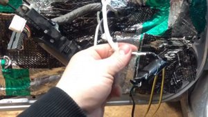 Протяжка проводов . Снятие и переделка дверных карт.установка динамиков Honda Civic 4d!!!!!