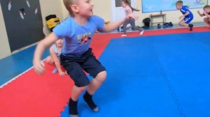 РАЗМИНКА - ГУСИНЫЙ ШАГ И ПРЫЖОЧКИ. ТРЕНИРОВКА ОФП. ФОК - КРИСТАЛЛ