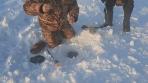 РЫБАЛКА С НОЧЁВКОЙ В ПАЛАТКЕ В МОРОЗ. РЕКА КАМА.УДМУРТИЯ