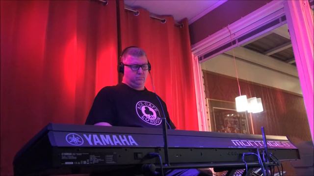 "Misty Rain" Original music by Manges1967 Yamaha Montage 8 смотреть онлайн