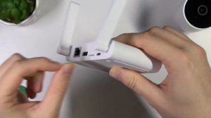 Xiaomi Mi Wireless Outdoor Security Camera 1080p - Insert SD Card to Outdoor Receiver