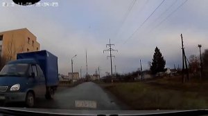 Семерка тащит Газель на буксире